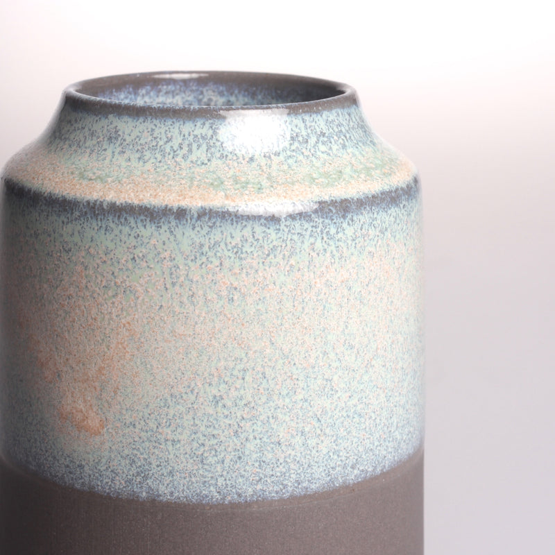 Lille unika "Kontrast" vase (mørkegrå/blå/brun)